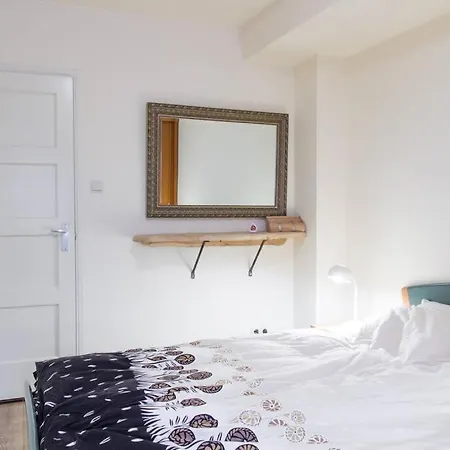 Morgenzon In Romantische Stolp فارمينهاوْسِن